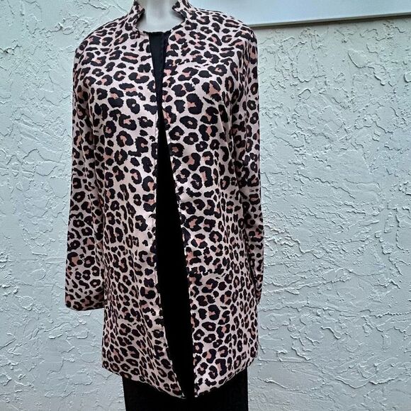 Fashion Jacket Women’s Size Large Leopard Print ￼Knee Length Lined Small Collar - Picture 4 of 13